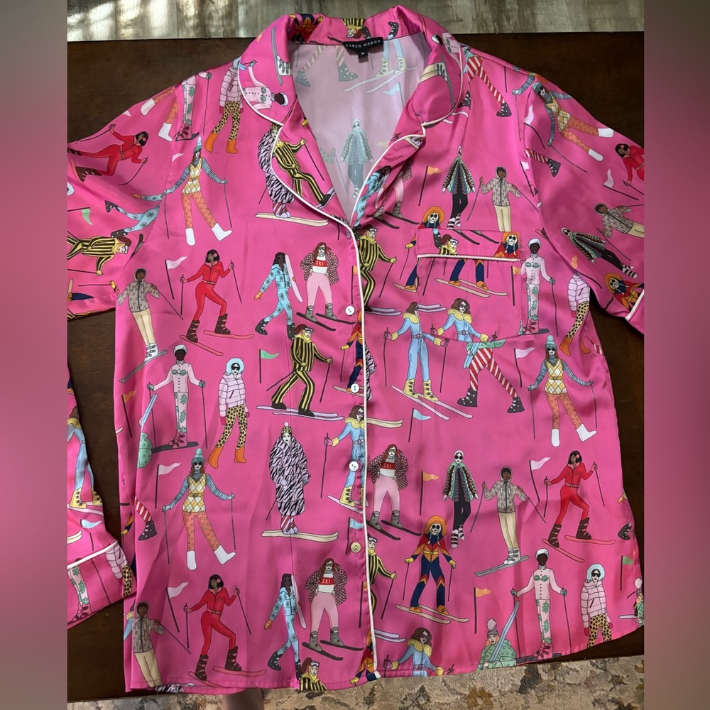 Karen Mabon pajama set size medium